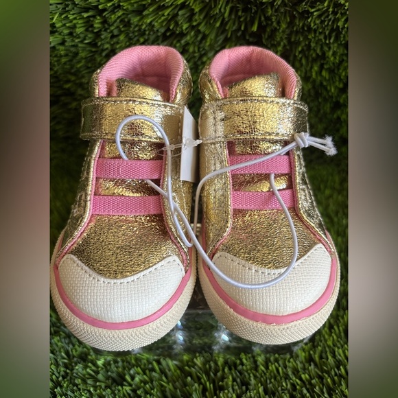 🌈SEE KAI RUN Gold and Pink Kids Top Sneakers SIZE #5🌈 - Picture 10 of 17